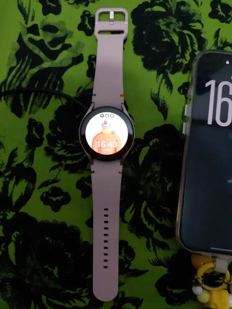 Samsung watch fe 40mm Pink