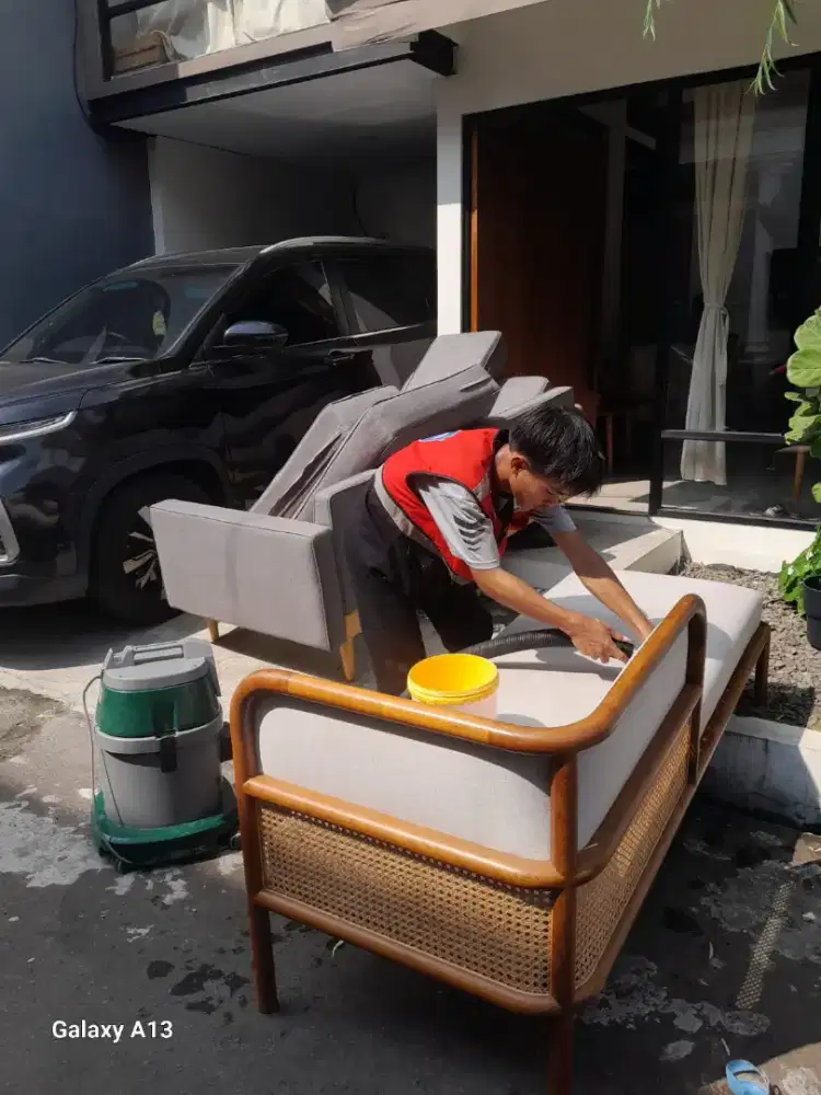 Jasa Cuci Kasur,Sofa,Karpet,Horden,Jok mobil,Interior mobil,vyniel,dll