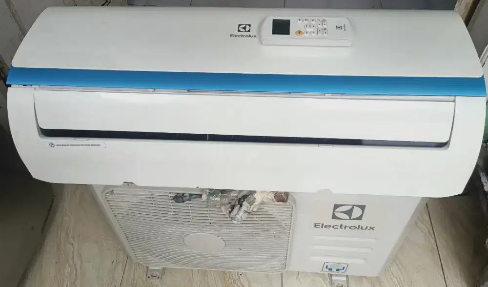 Jual ac electroluk1/2 pk R 410 lowwat 360 watt kondisi 95% ori semu