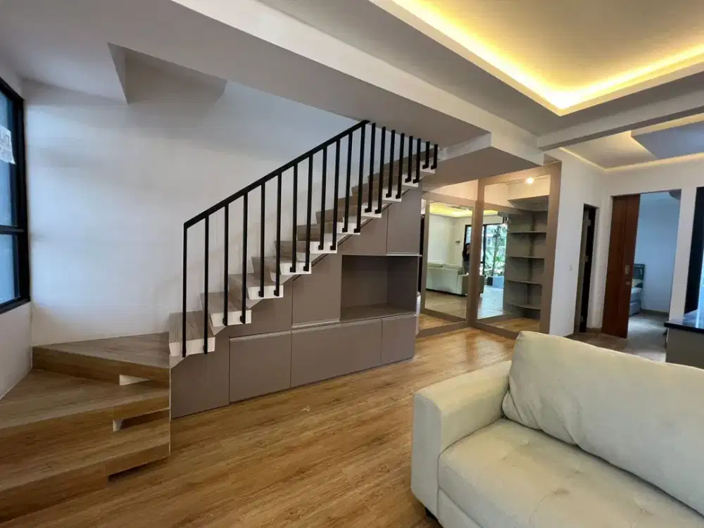 Dijual rumah cendana lippo karawaci