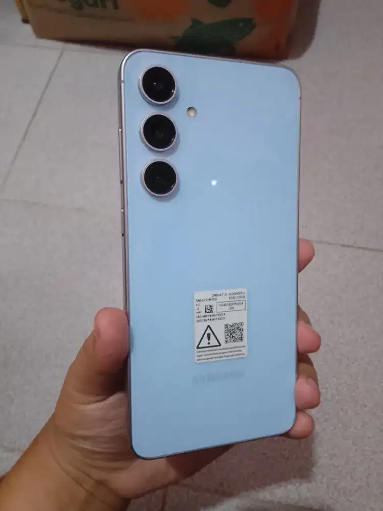 Samsung S24 FE 8/128