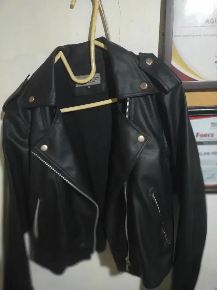 Jaket modis semi kulit masih mulus