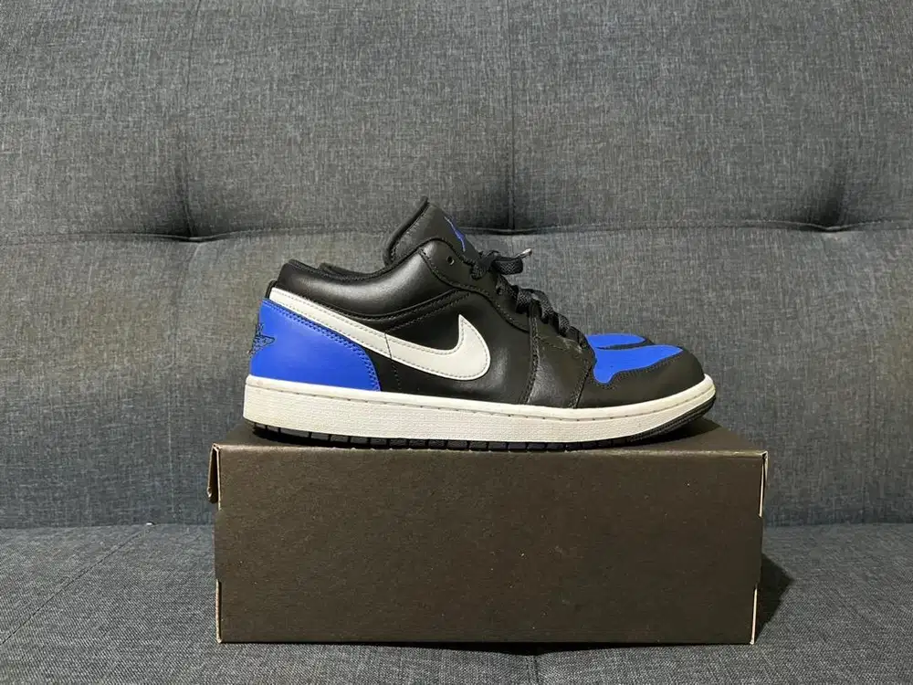 Sepatu Nike Air Jordan 1 Low Black Royal Toe