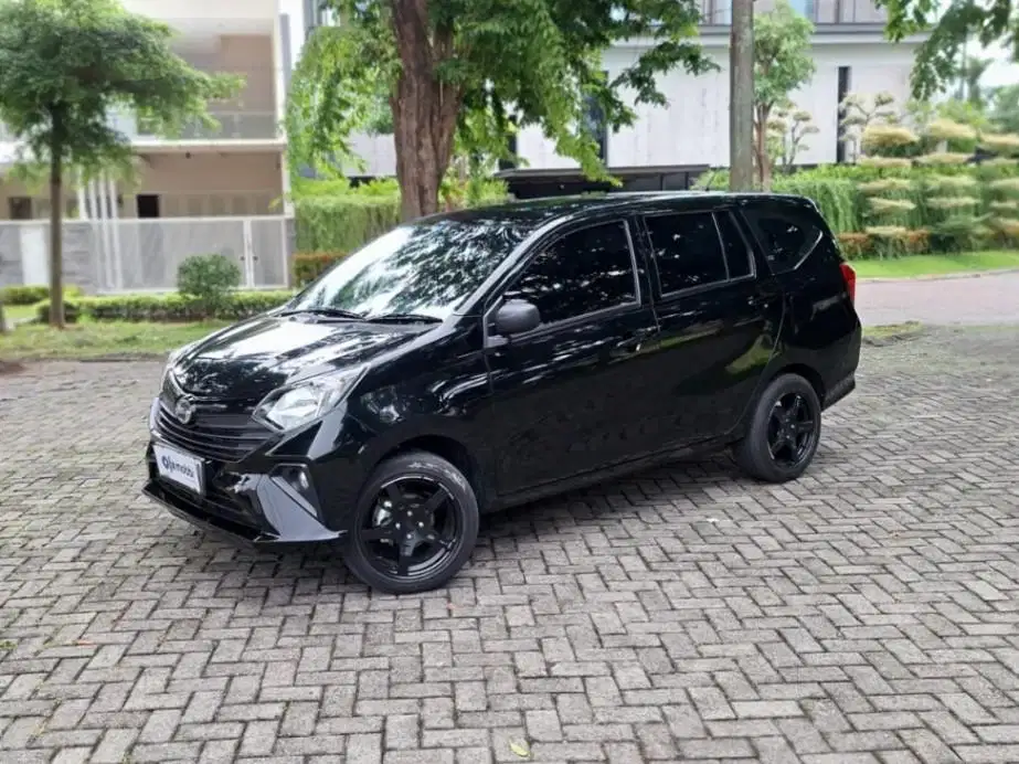 DAIHATSU SIGRA 1.0 D MANUAL 2025