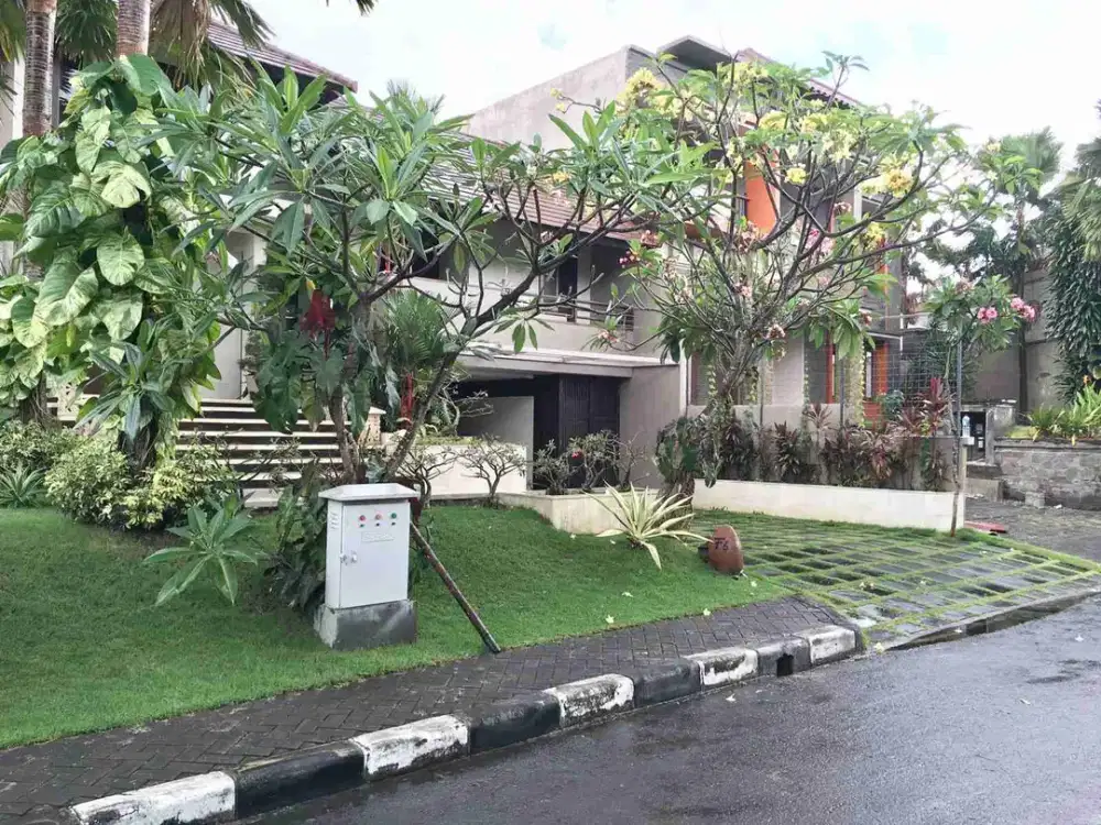 Rumah Mewah Di Kawasan Perum Elite Teras Ayung Residence Gatsu Timur Denpasar