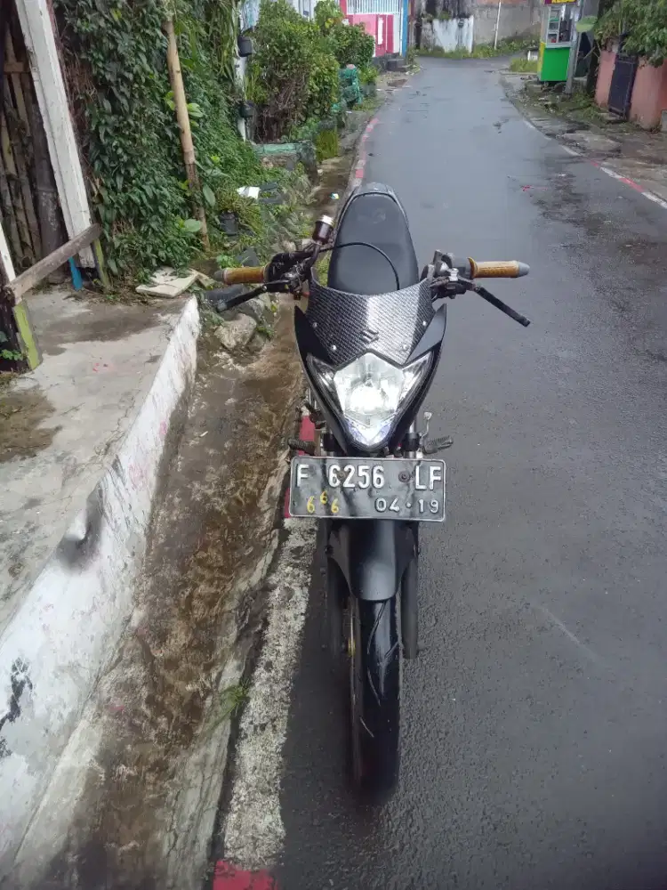 Satria fu 2009.  Bodi feselif. Ss lengkap mesin rencep.