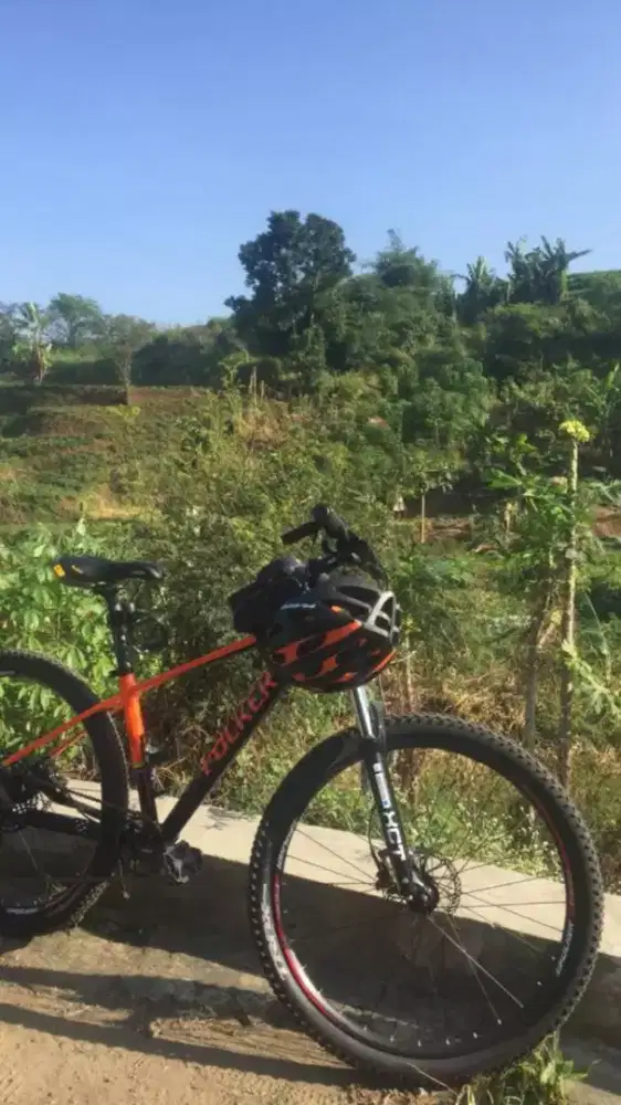 Sepeda gunung folker mulus barunpakai 6 bulan