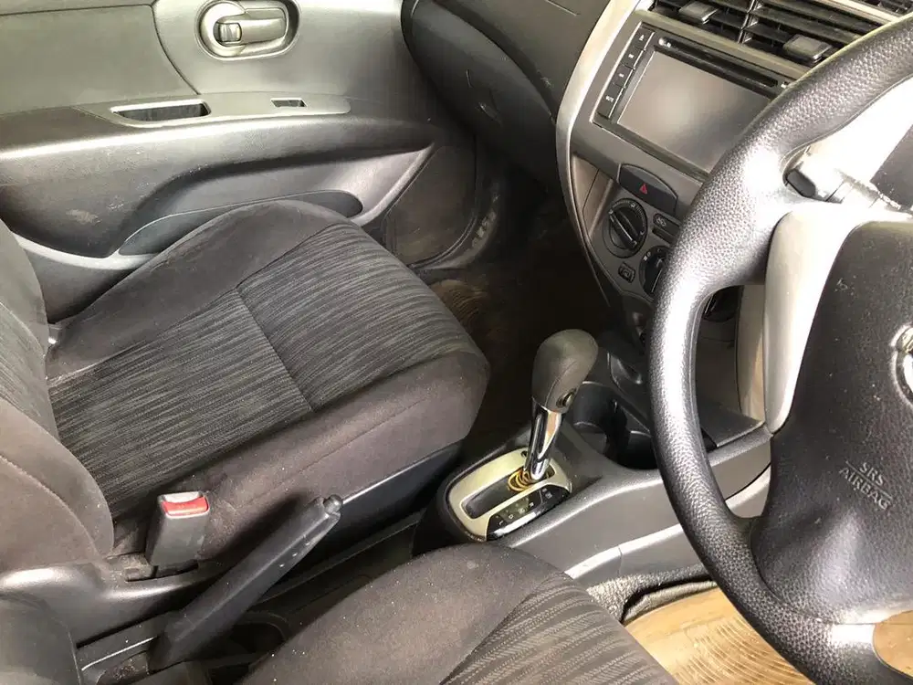 Nissan Grand Livina X Gear AT 2014