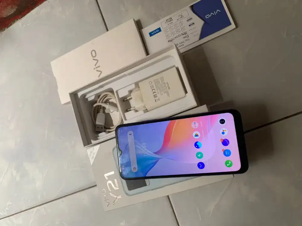 Jual cepet hp Vivo Y21 ful set no minus
