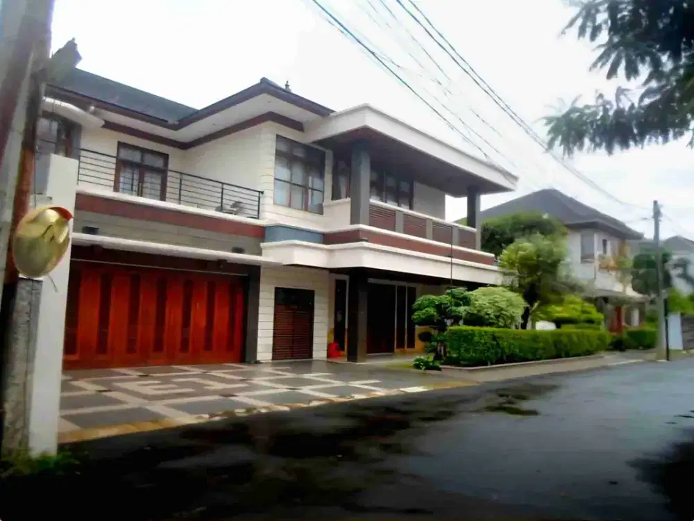 rumah murah bagus 2 lantai di kemang utara jakarta selatan