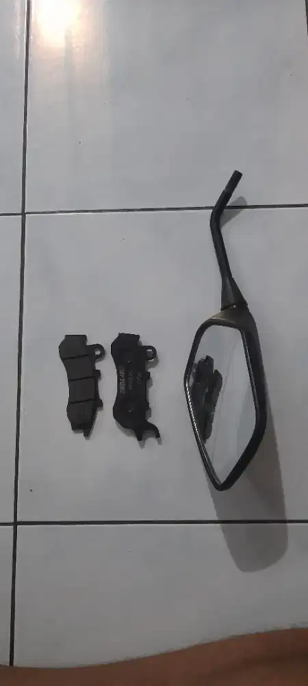 Spion kiri dan kampas rem pcx 150