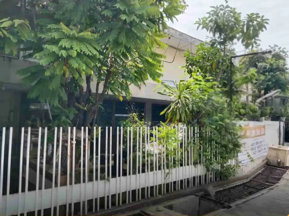 Rumah Hitung Tanah di lokasi strategis Bangka Tendean jaksel