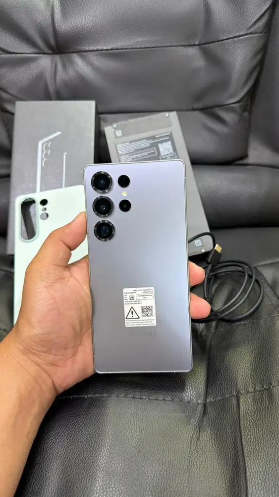 Samsung Galaxy S25 Ultra 12/512GB Garansi masih