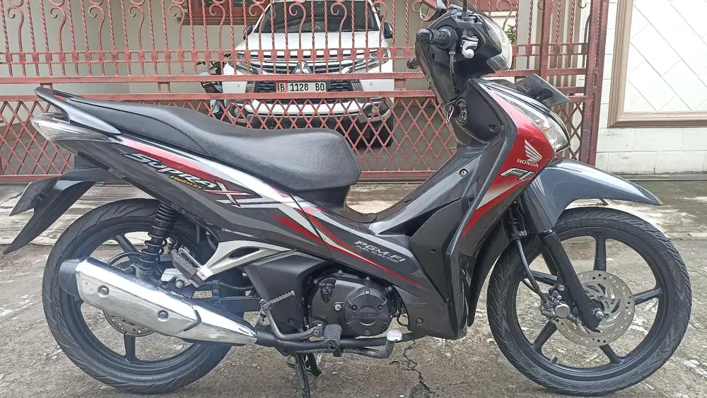 Honda Supra X 125 Helm in tahun 2015.
