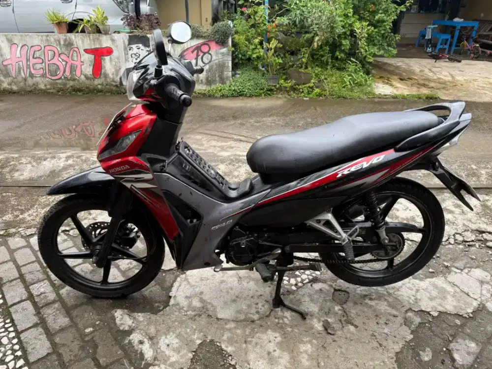 Revo CW THN 2014 plat AB Bantul
