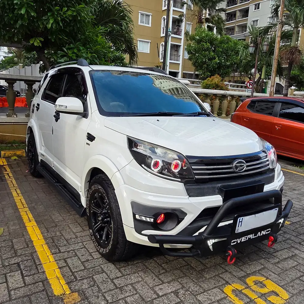 TERIOS R ADVENTURE 2015 M/T