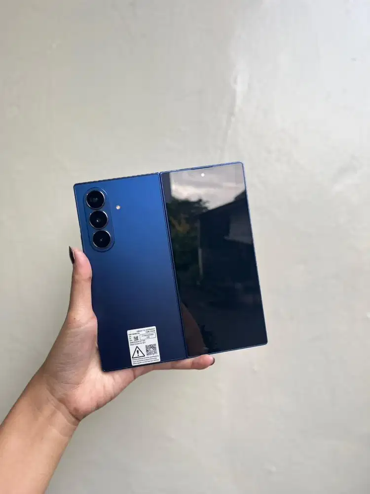 Samsung Z Fold 7 12/256Gb SEIN RESMI