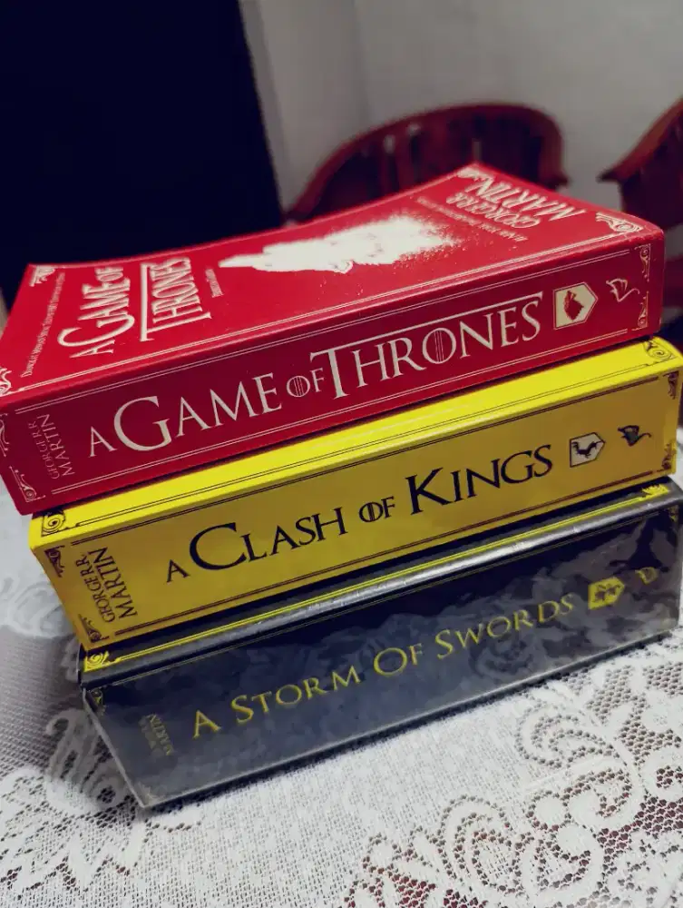 Novel A Song of Ice and Fire - Bundle (A Game of Thrones, ACOK, ASOS)