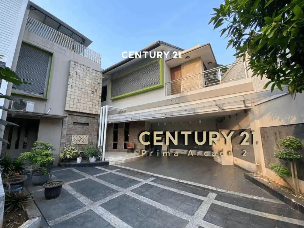 Rumah Dengan Private Pool Di Kebagusan NV 14544