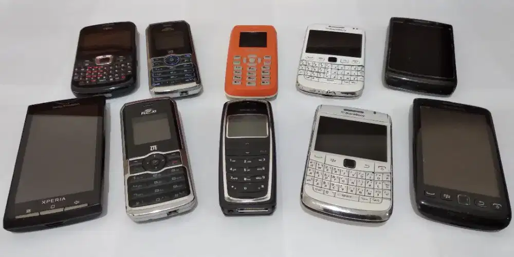 Handphone jadul koleksi limited