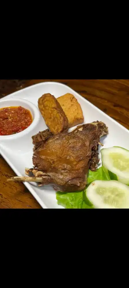 Loker helper dan koki