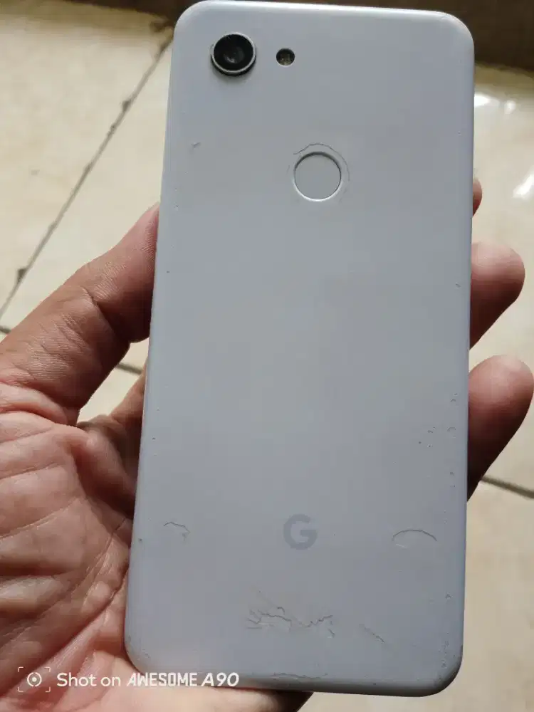 Pixel 3A Matot karena kesiram air
