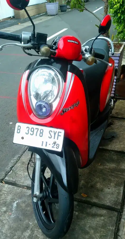Honda scoopy karbu th 2012. Pjk /plat hidup.SS lkp. Rp6,3jt.jaktim.
