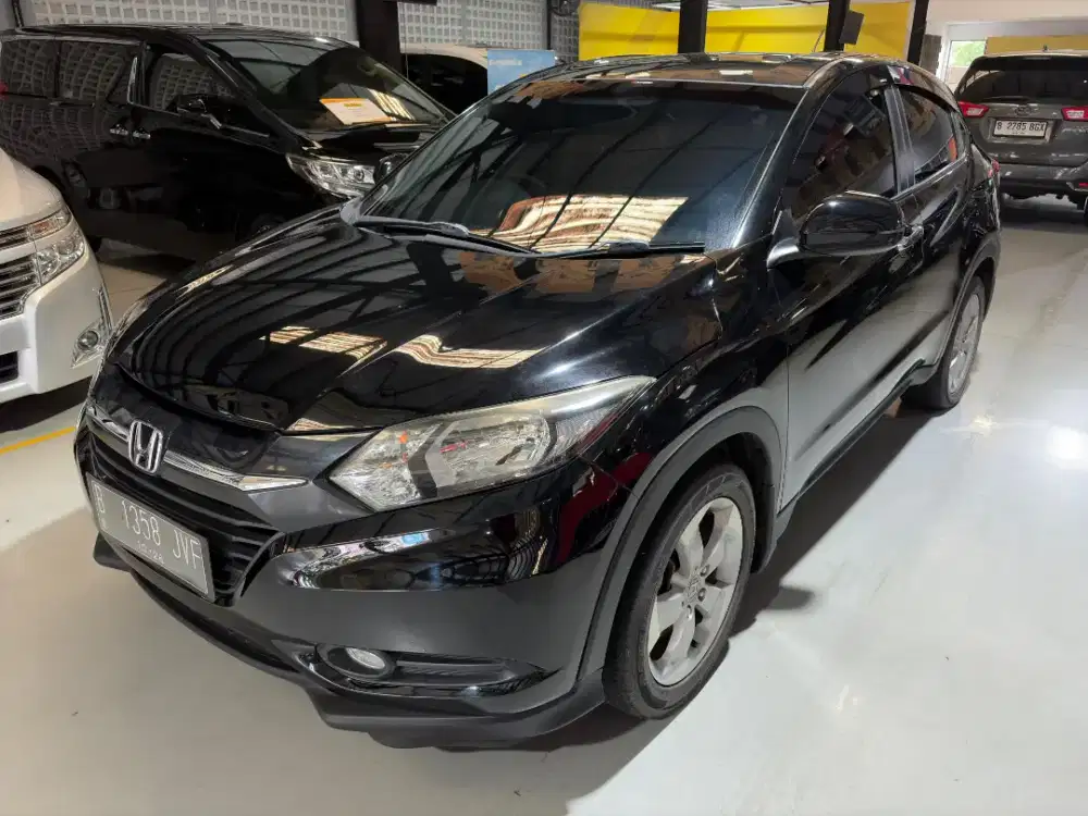 HONDA HR-V 1.5 E CVT 2017 LOW KM & TERAWAT