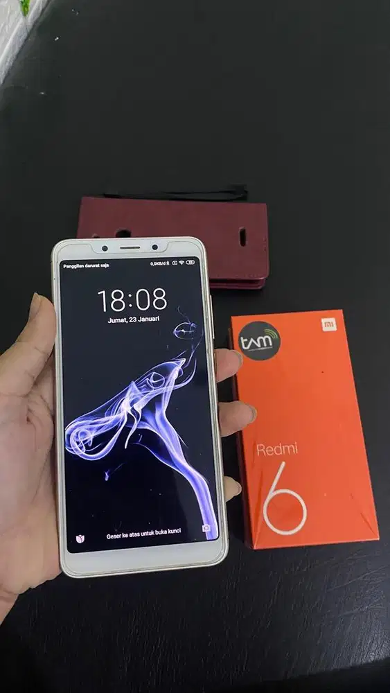 REDMI 6 4/64GB SEGEL BLM PERNAH SERVICE