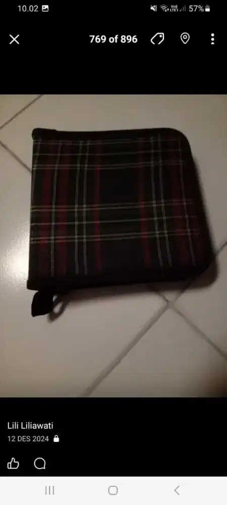 Tempat cd /vcd motif kotak