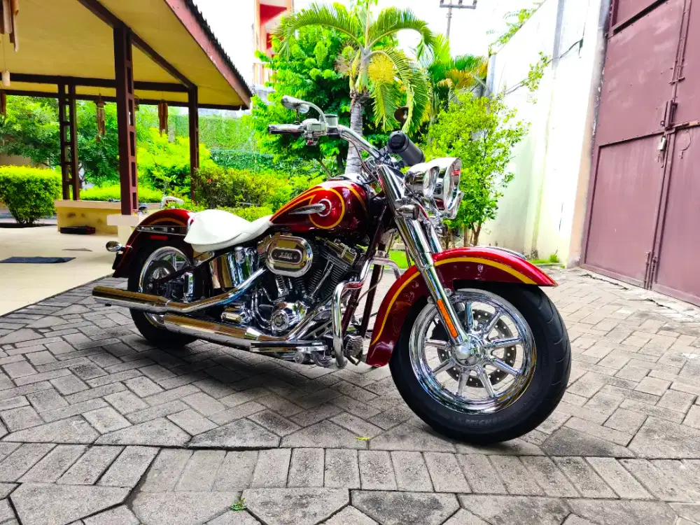 Harley davidson Softail Deluxe CVO only 1 di indo