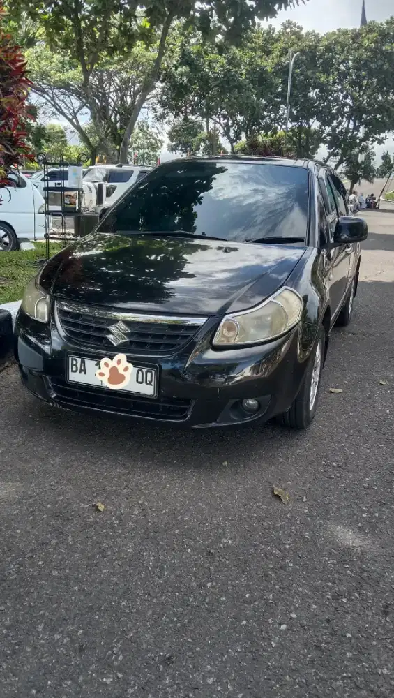 DIJUAL SUZUKI BELENO 2008 MT
