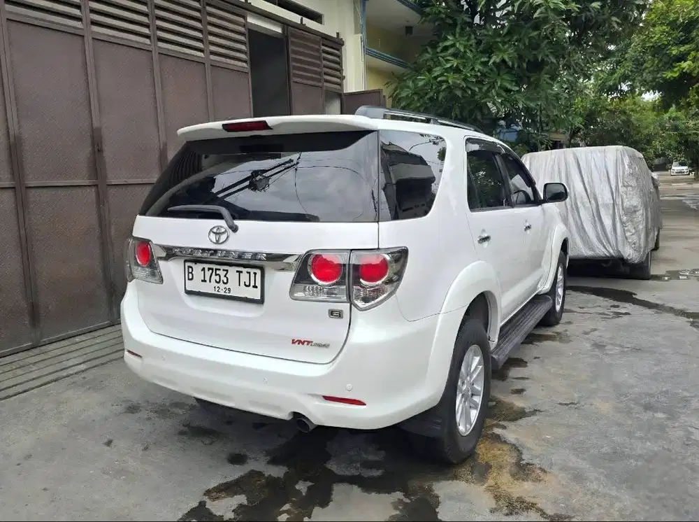 Toyota Fortuner G VNT Turbo Diesel Solar Matic AT Tahun 2014 , 2013