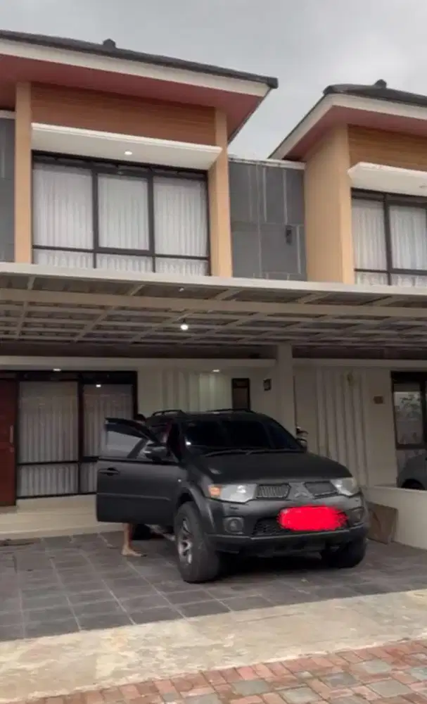 Rumah Di Kontrakan 2 lantai