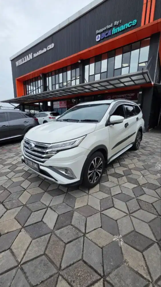 Daihatsu Terios R Deluxe 1.5L A/T 2018