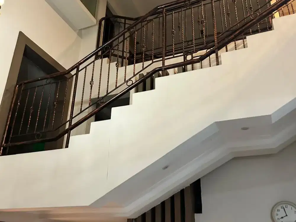 FOR SALE Rumah Mewah Di Puspitaloka Bsd Hook