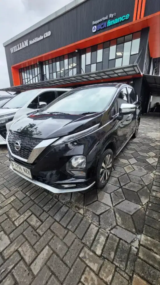 Nissan Livina VL 1.5L A/T 2019