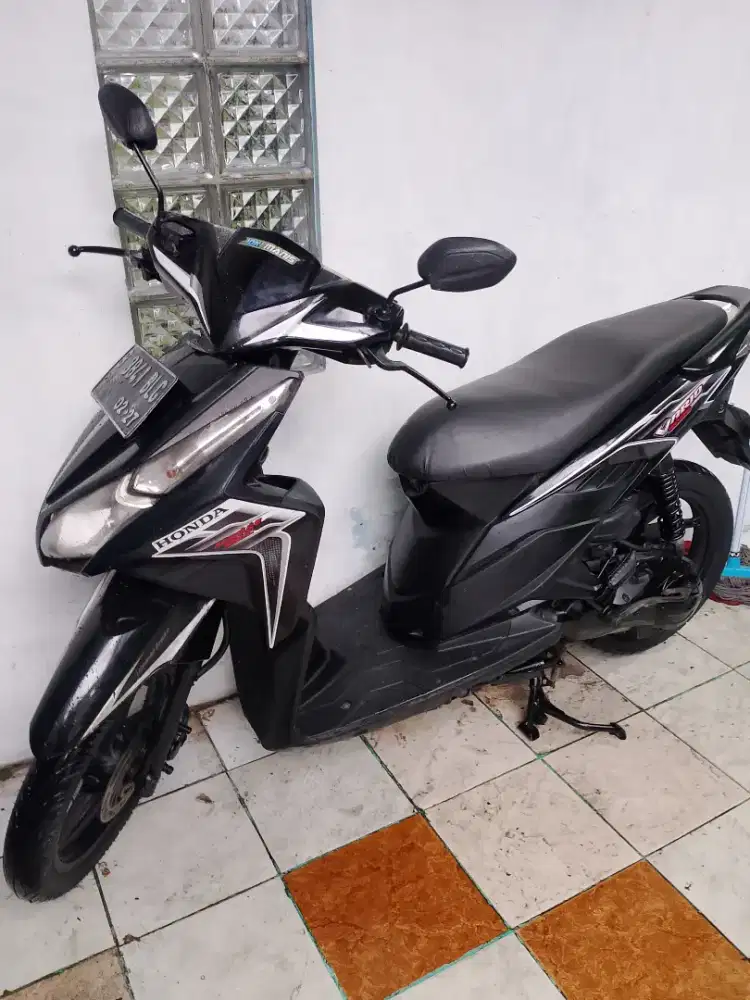 Vario tecno tahun 2012