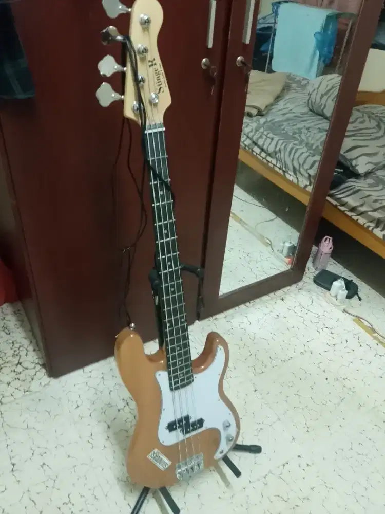 Jual Bass Stinger dan ampli Yamaha (Bonus sarung bass dan jek)