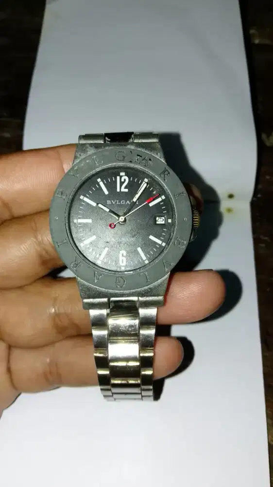 Jam tangan automatik