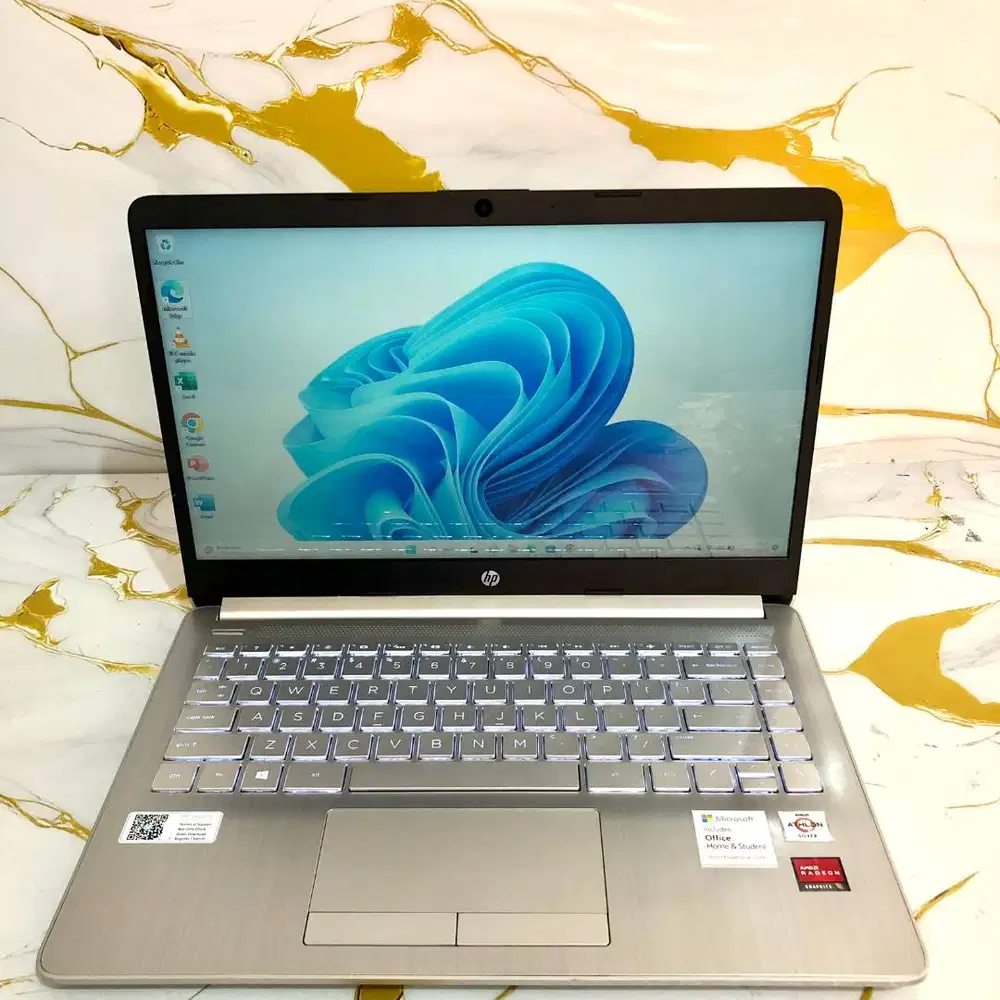 HP 14s-dk1524AU AMD Athlon Silver 3050U 4/512GB