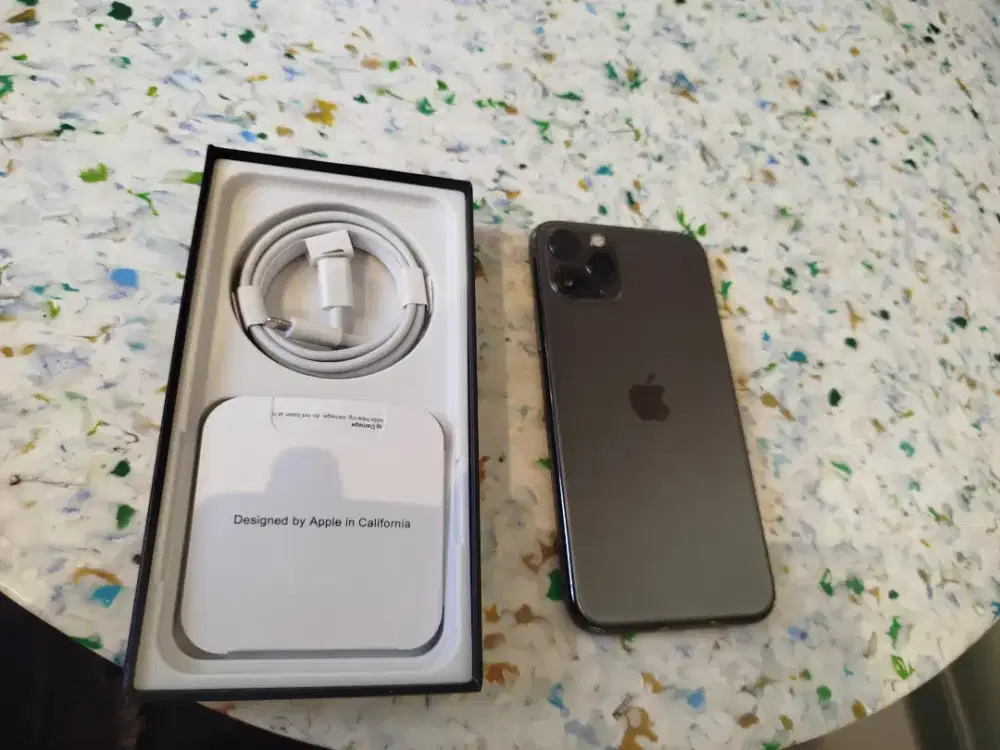 Iphone 11 pro 256gb tabble baru