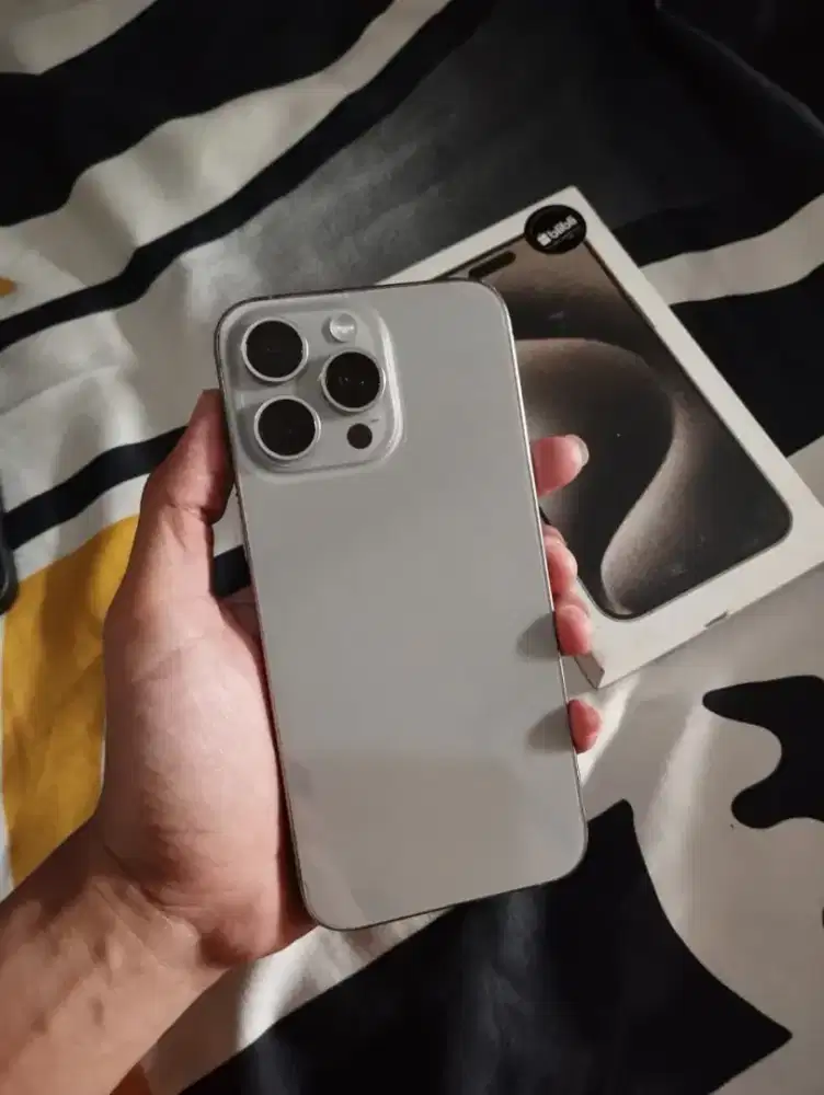 iPhone 15 Promax 256gb blibli resmi indo