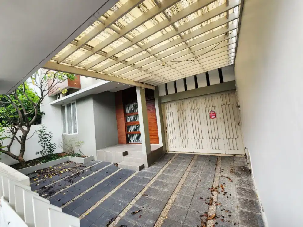 Rumah Siap Huni Di Seteran Gajahmada Semarang