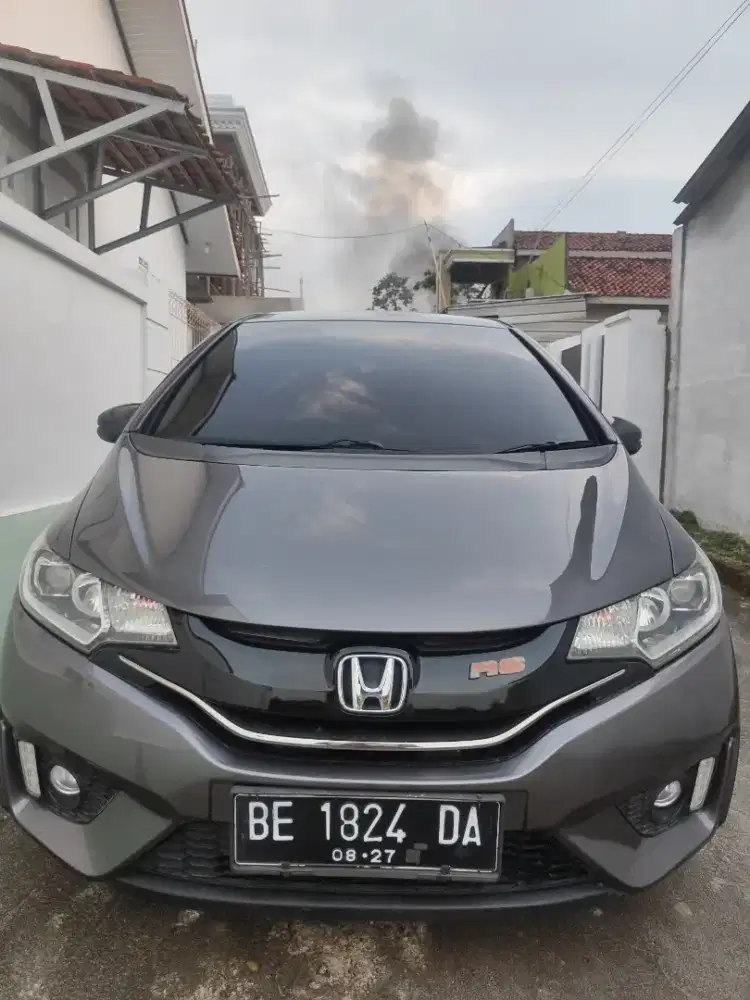 Honda jazz RS tahun 2017 warna abu-abu