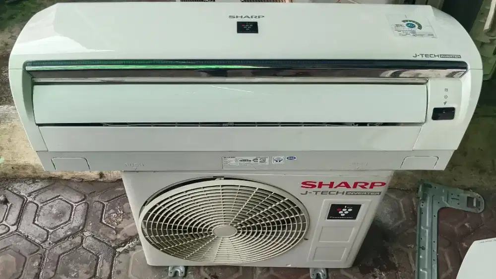 ready ac sharp inverter 1/2pk ori