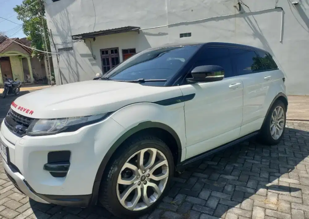 DIJUAL BU RANGE ROVER EVOQUE THN 2013 HARGA 280 JT