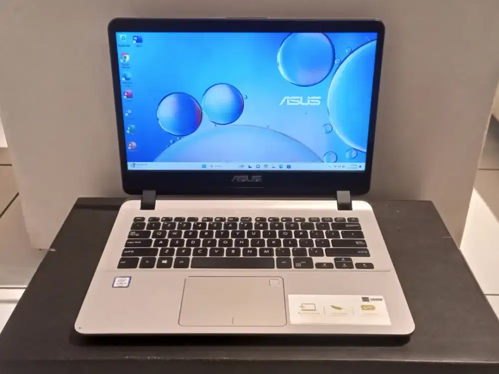 Asus Vivobook 14 X407UAR, RAM 8/256 gb