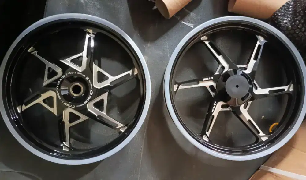 Velg vario dan knalpot mio