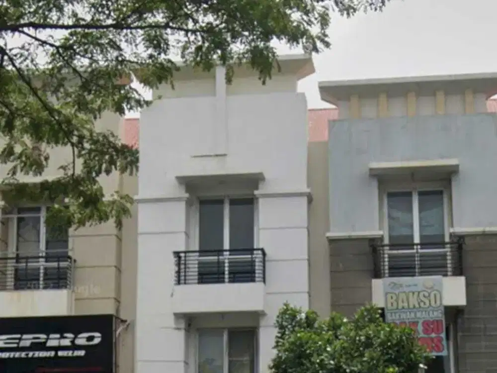 Turun Harga Dijual Ruko Taman Cemara Harapan Indah sebrang uniqlo